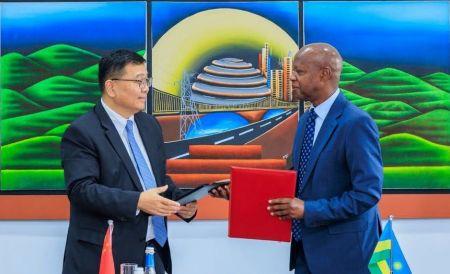1310-142372-rwanda-chine-un-protocole-d-accord-sur-la-certification-des-produits-aeronautiques_M